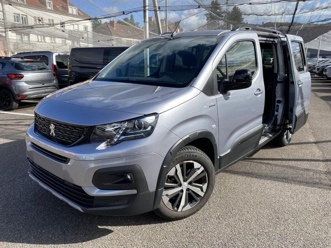 Cliquer pour voir la photo suivante Peugeot Rifter 1.5 BLUEHDI 130 S&S GT LINE Gris Artense de 2020