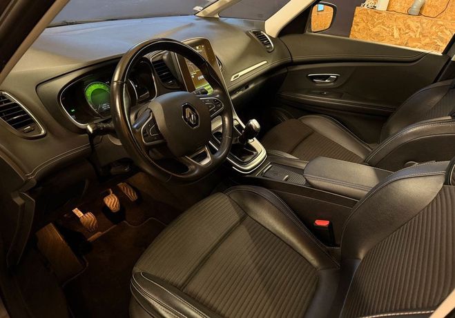 Renault Megane grand sc�nic 130 ch 7 places suivi compl Gris de 2017