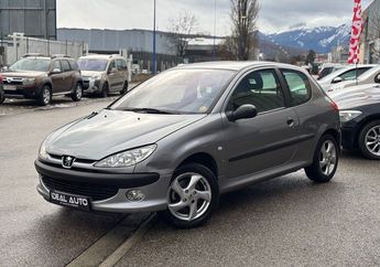  Voir d&eacute;tails -Peugeot 206 208 1.6 ess XS 110ch 3P 1�re Main &agrave; Saint-Martin-d'H�res (38)