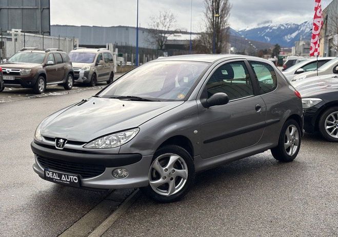 Peugeot 206 208 1.6 ess XS 110ch 3P 1�re Main Gris de 2001