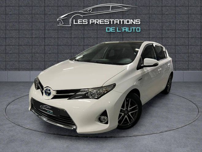 Toyota Auris II HSD 136h Dynamic BLANC de 2015