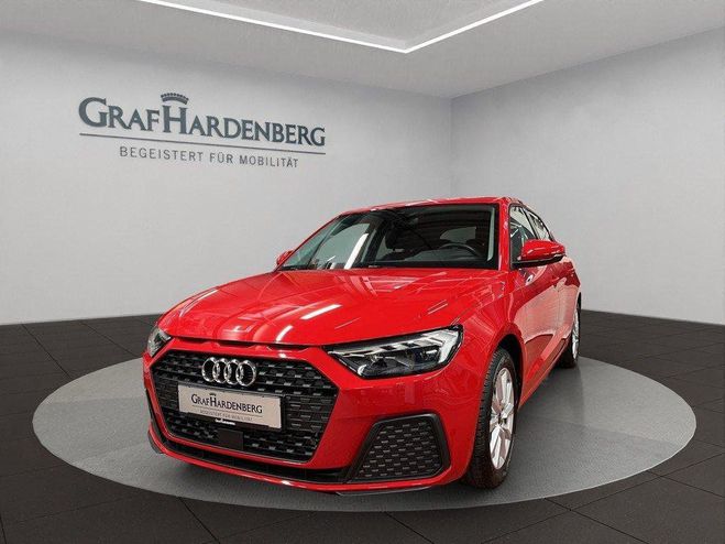 Audi A1 Sportback 25 TFSI S tronic Kamera Blueto Rouge M�tallique de 