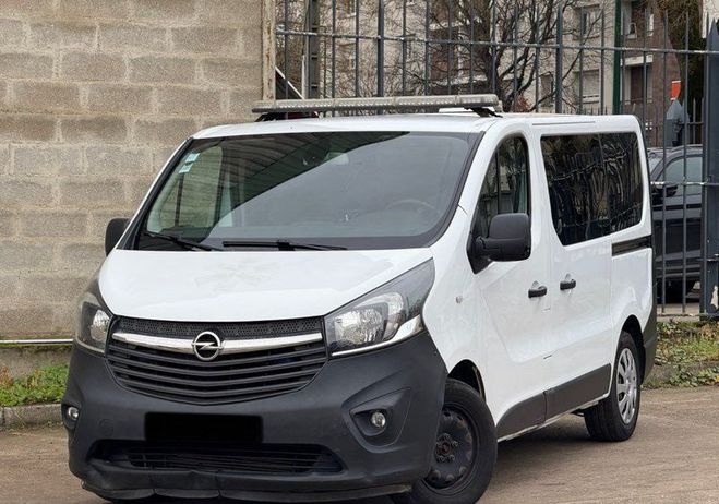 Opel Vivaro 1.6 CDTI BiTurbo 120CV AMBULANCES Ann�e  Blanc de 2016