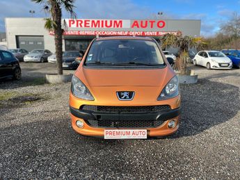  Voir d&eacute;tails -Peugeot 1007 1.4 HDi 70ch &agrave; Livron-sur-Dr�me (26)