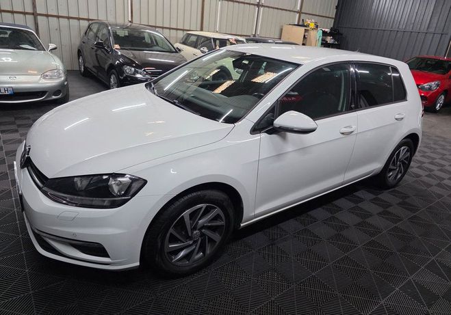 Volkswagen Golf VII 110ch Sound � partir de 194.34 -mois Blanc de 2017
