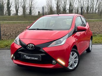  Voir d&eacute;tails -Toyota Aygo 1.0 VVT-I 69CH RISING STAR 5 PORTES * 20 &agrave;  La Chapelle-d'Armenti�res (59)