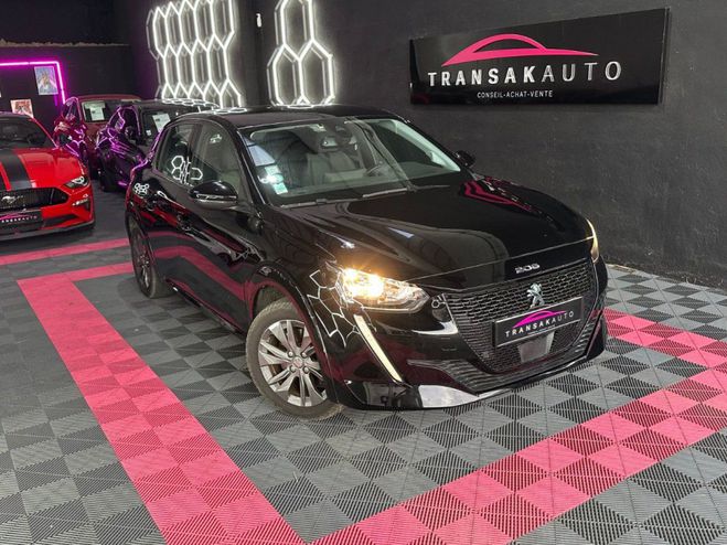 Cliquer pour voir la photo suivante Peugeot 208 Active 50 kWh 136 ch ~ Caméra AR ~ Affic Noir de 2020
