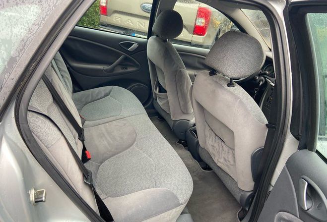 Citroen C5 Phase II 1.8 L 16v 115 cv  de 2005