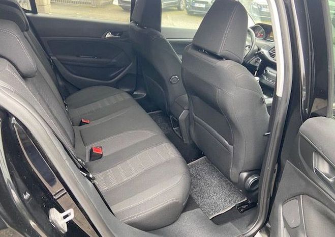 Peugeot 308 Allure 1.2 L 130 cv  de 2015