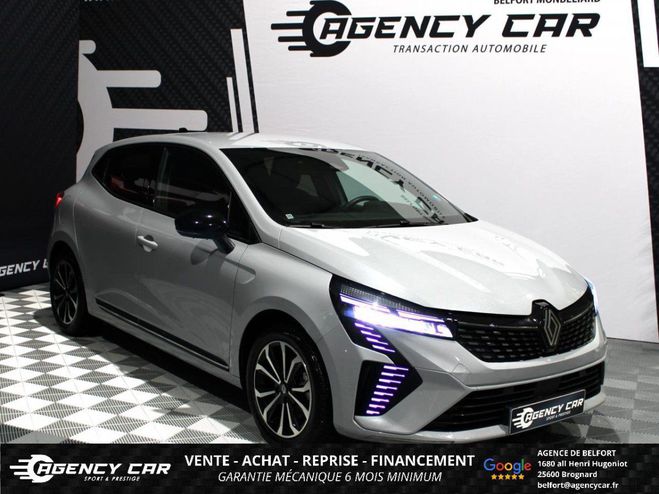 Renault Clio V 1.6 E-Tech Hybride 145cv BVA - Techno  GRIS CLAIR de 2024
