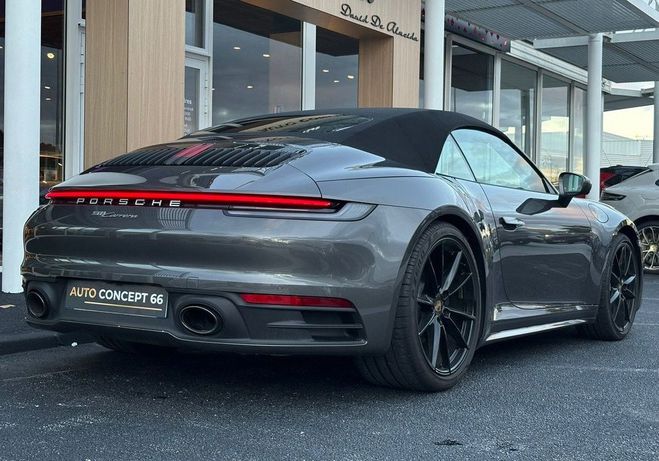 Porsche 911 type 992 carrera cabriolet 3.0 flat 6 38 Gris de 2020
