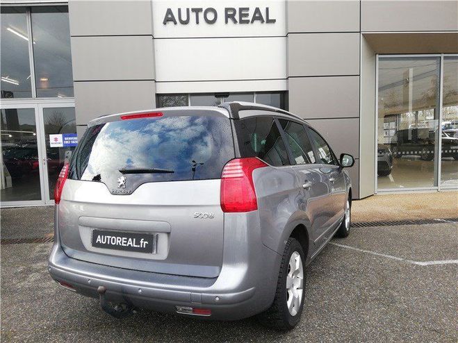 Peugeot 5008 1.6 BlueHDi 120ch S&S BVM6 Style GRIS ANTHRACITE de 2017