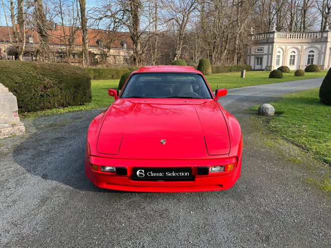Porsche 944 Phase 1 Rouge de 1984