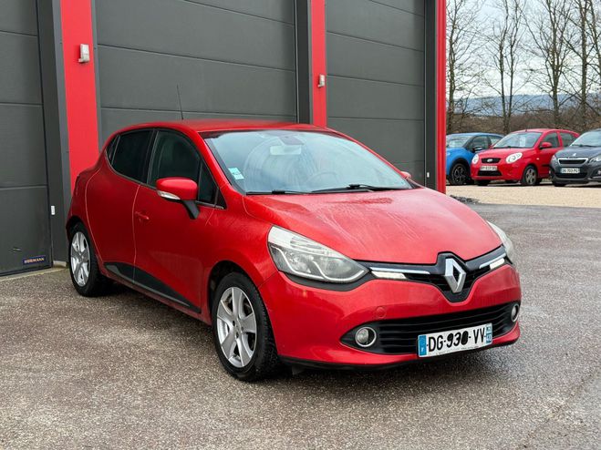 Renault Clio IV dCi 90 Energy eco2 Intens 90g Rouge de 2014