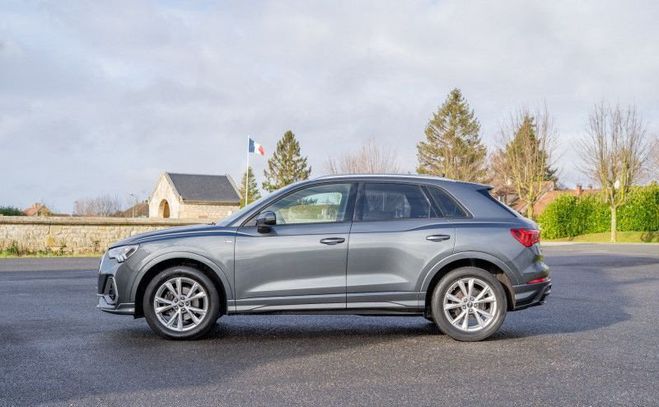 Audi Q3 35 TDI 150CH S LINE TRONIC 7 | TVA RECUP Gris de 2021