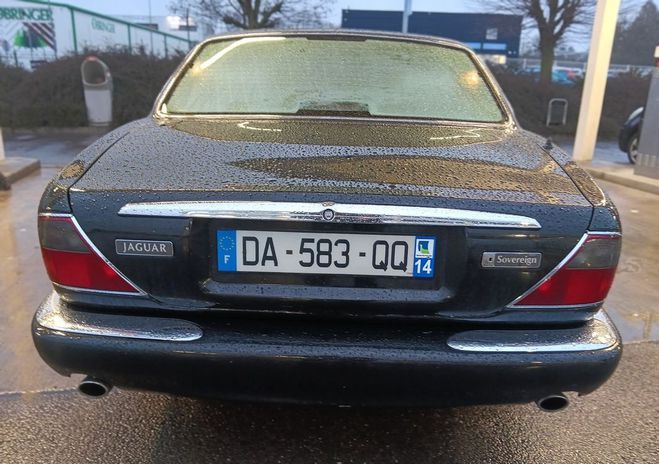 Jaguar XJ 8 2000 etat proche du neuf reprise Noir de 2000