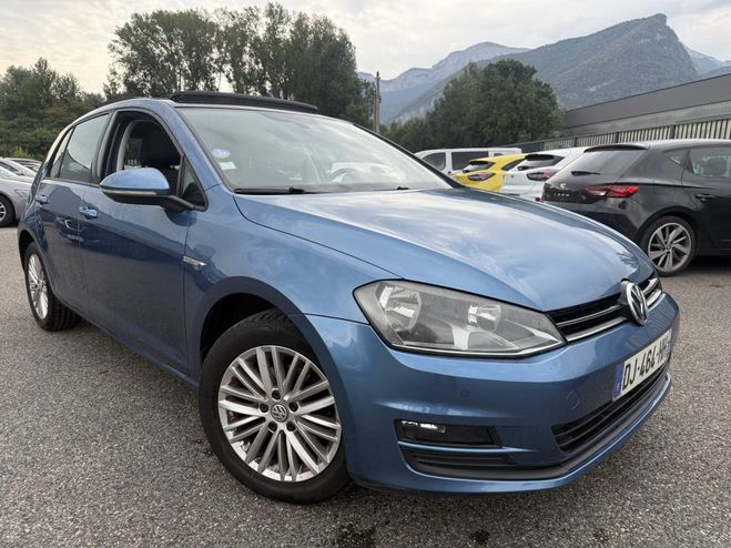 Volkswagen Golf VII 1.2 TSI 105CH BLUEMOTION TECHNOLOGY  Bleu C de 2014