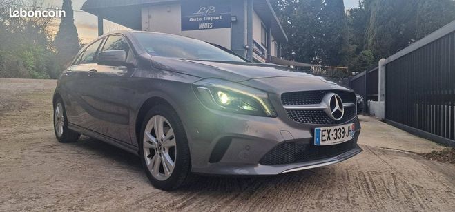 Mercedes Classe A III (W176) 180 Sensation 7G-DCT Gris de 2018