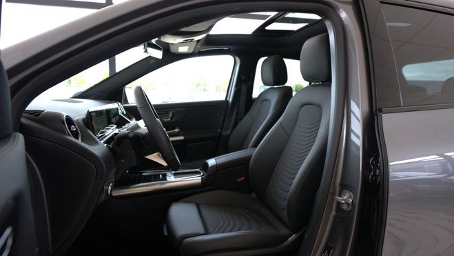 Mercedes Classe GLA CLASSE 180 7G-DCT Progressive Line GRIS MONTAGNE de 2024