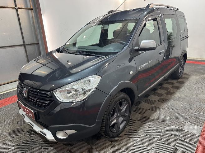 Dacia Dokker 1.5 dCi 90 Stepway  CAMERA *PREMIERE MAI Gris Fonc� de 2017