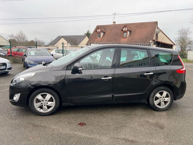 Renault Grand Scenic III 1.9 DCI 130CH DYNAMIQUE 7 PLACES Noir de 2010