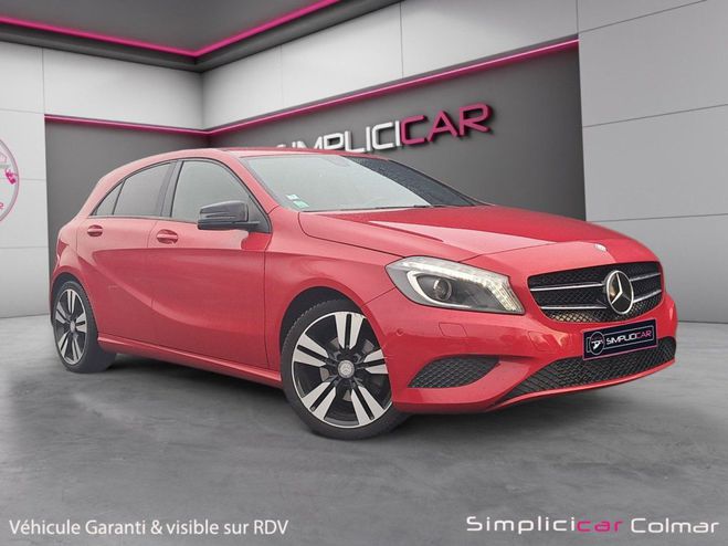 Mercedes Classe A 200 7G-DCT Inspiration Si�ges Chauffants Rouge de 2016