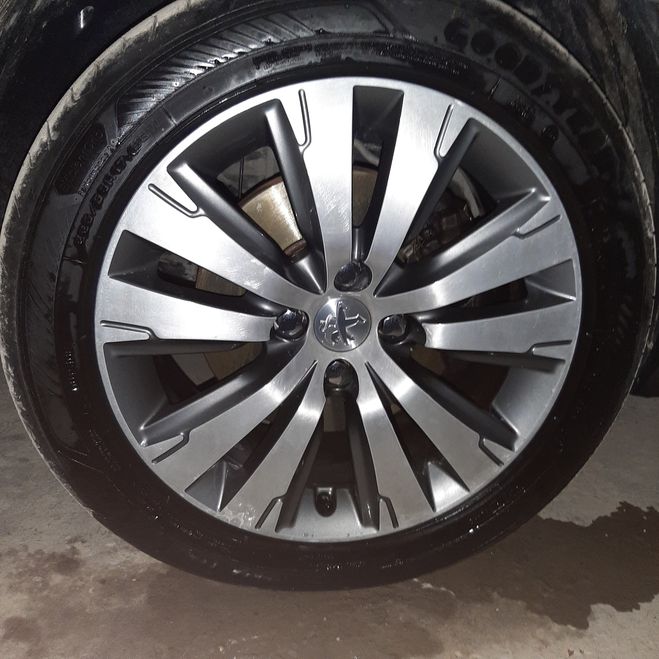 Peugeot 3008  2.0 HDI 150 2014  de 2014