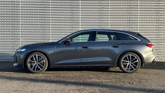 Audi A5 AVANT e-hybrid 299 ch S tronic 7 Quattro Gris de 2025