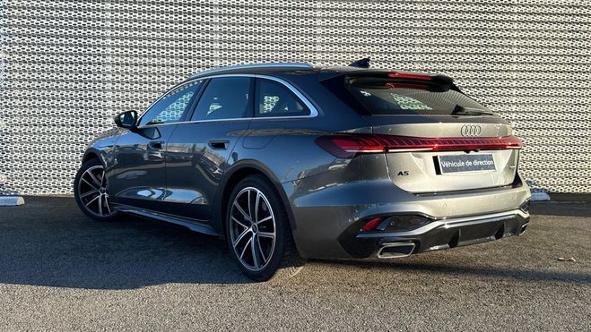 Audi A5 AVANT e-hybrid 299 ch S tronic 7 Quattro Gris de 2025