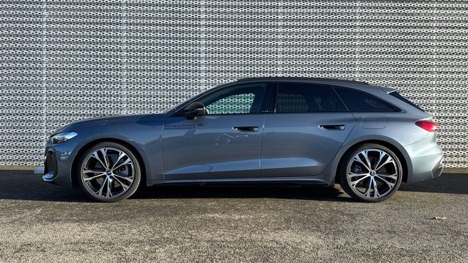 Audi A5 AVANT e-hybrid 299 ch S tronic 7 Quattro Bleu de 2025