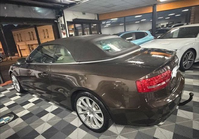 Audi A5 CABRIOLET 3.0 TDI Quattro (176kW) S-tron Marron de 2011