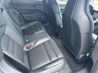  Voir d&eacute;tails -Porsche Taycan 4S Perfomance  batt | INNOdrive | Matrix &agrave; Moerkerke (83)