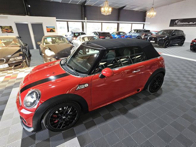 Mini Cabrio John Cooper Works Cabriolet 211ch Rouge de 2013