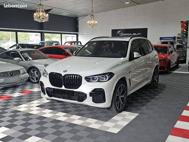BMW X5 IV (G05) xDrive45e 394ch M Sport 17cv Blanc de 2022
