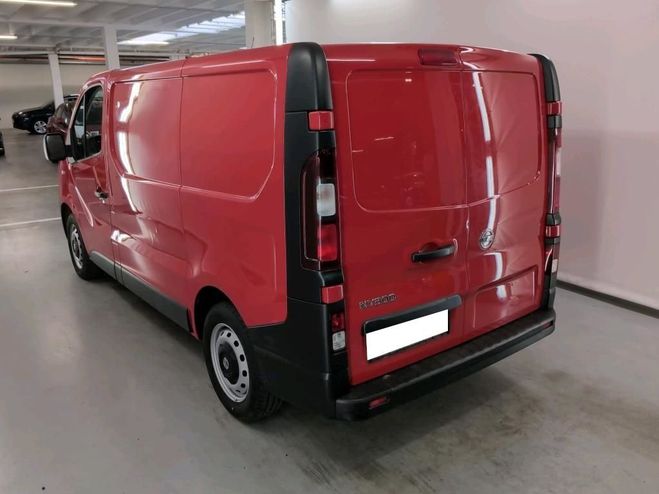 Nissan NV300 FOURGON L1H1 2.0 DCI 120 VISIA Rouge Clair de 2021