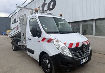  Voir d&eacute;tails -Renault Master 20990ht benne coffre 165ch &agrave;   La Boisse (01)