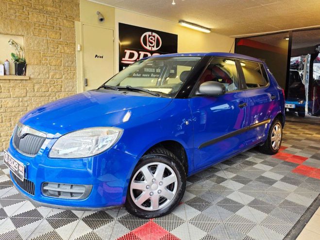 Cliquer pour voir la photo suivante Skoda Fabia II 1.2L CLIM SIEGES CHAUFFANT 4CV CT OK Bleu Clair de 2009