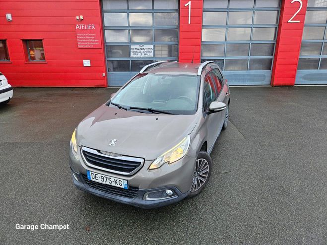 Cliquer pour voir la photo suivante Peugeot 2008 1.6 E-HDI 92ch BVM5 Active Marron de 2014