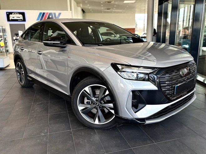 Cliquer pour voir la photo suivante Audi Q4 E-Tron Sportback 40 204 ch 82 kWh S line Gris de 2023