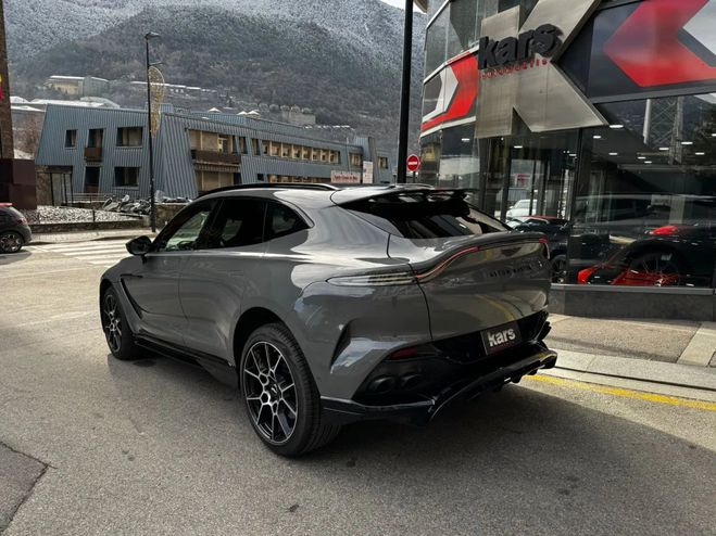 Aston martin DBX 707 Gris de 2023