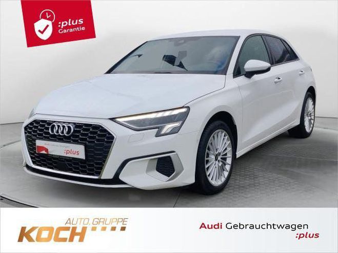 Audi A3 Sportback 30 TFSI S-Tronic Advanced, LED Blanc de 