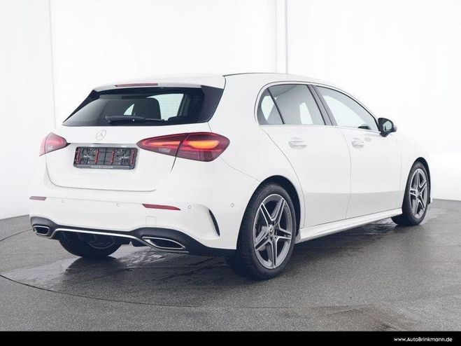 Mercedes Classe A 180 AMG-LINE+/LED/KAMERA/WINTER/AMBIENTE Blanc de 