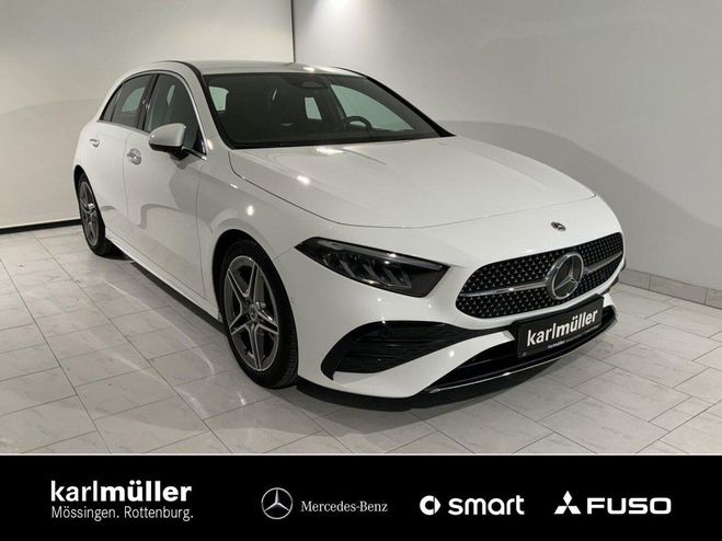 Mercedes Classe A 180 AMG-L Apple+WinterP+KeylessGo+Ambien Blanc de 