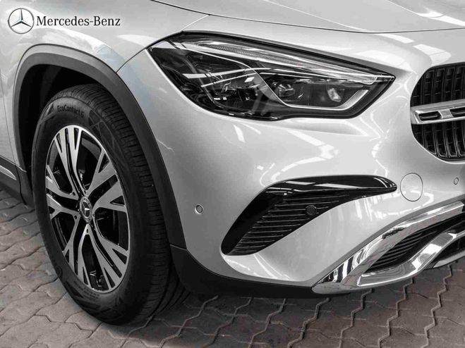 Mercedes Classe GLA classe 180 Progressive R�Kam+MBUX+Totwin Argent� M�tallique de 