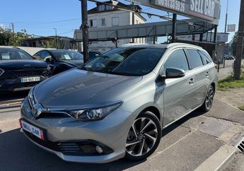 Voir d&eacute;tails -Toyota Auris Touring Sports 1.8 hybrid 136ch Desing &agrave; Gagny (93)