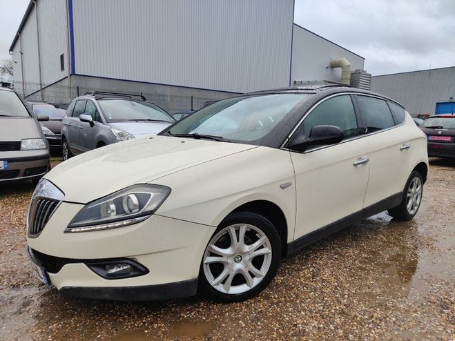 Lancia Delta 1.6 Multijet 120 ch Platino *CUIR*TOIT P Blanc de 2009