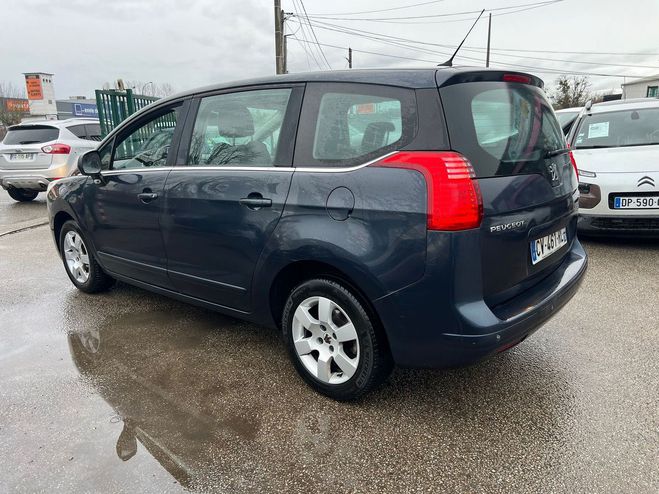 Peugeot 5008 (2) 1.6 HDI 115 STYLE 7PL Gris fonc� de 2013
