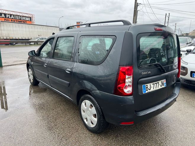Dacia Logan (2) 1.5 DCI 90 BLACKLINE 2 7PL ECO2 Gris fonc� de 2011