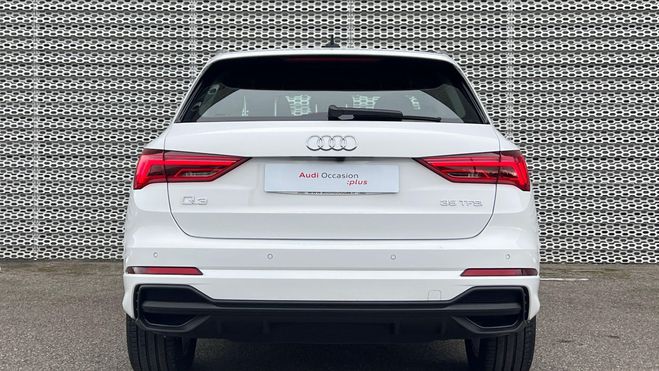 Audi Q3 35 TFSI 150 ch S tronic 7 S line Blanc de 2024