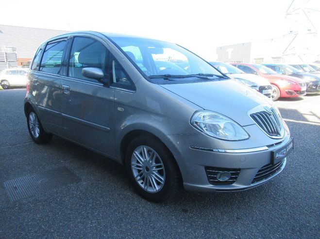 Lancia Musa 1.3 Multijet 16v 90 ch Platino BEIGE de 2009